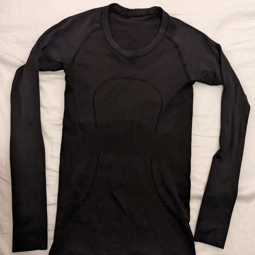 Lululemon Swiftly Tech Long Sleeve Crew Black